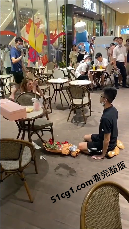一拜天地,送入洞房