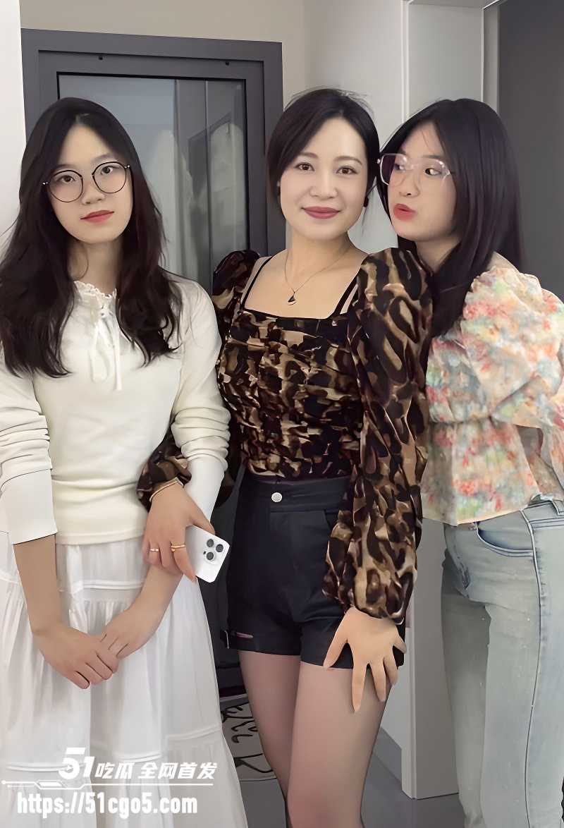 极品网红少妇落日也很美好自慰福利 1 极品网红少妇落日也很美好自慰福利 1