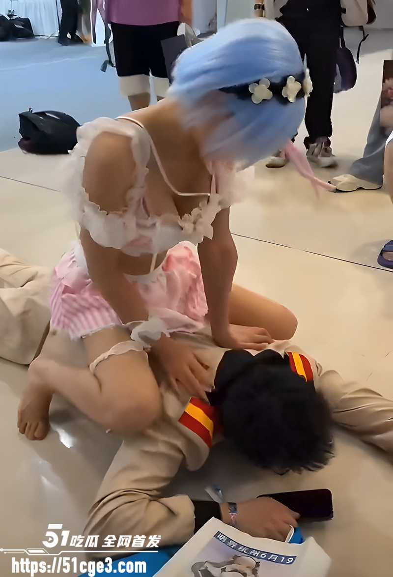 郑州黑蜻蜓漫展低俗擦边被爆 10 拷贝 郑州黑蜻蜓漫展低俗擦边被爆 10 拷贝