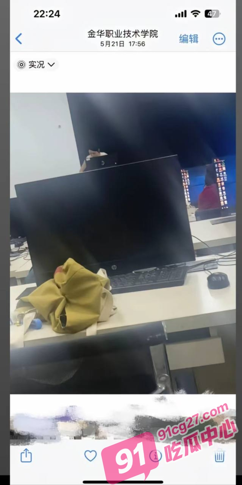 18_W_800px.jpg