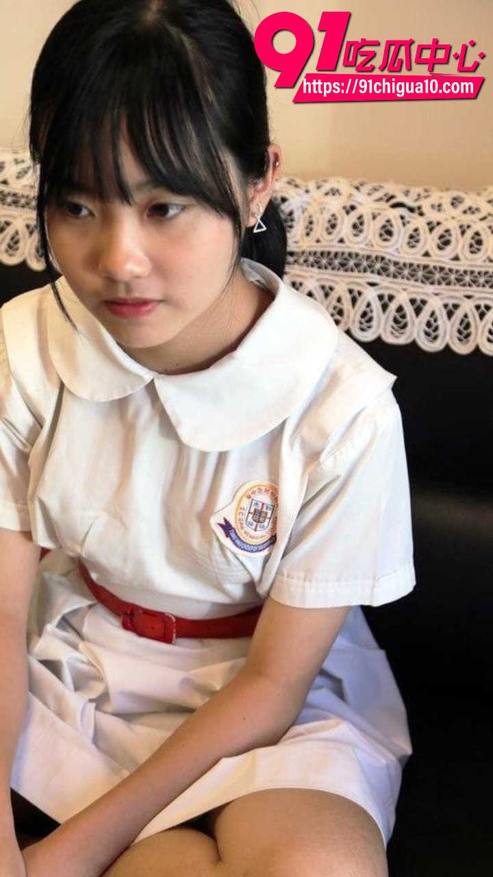 香港清纯高中妹被渣男调教成骚货2 香港清纯高中妹被渣男调教成骚货2