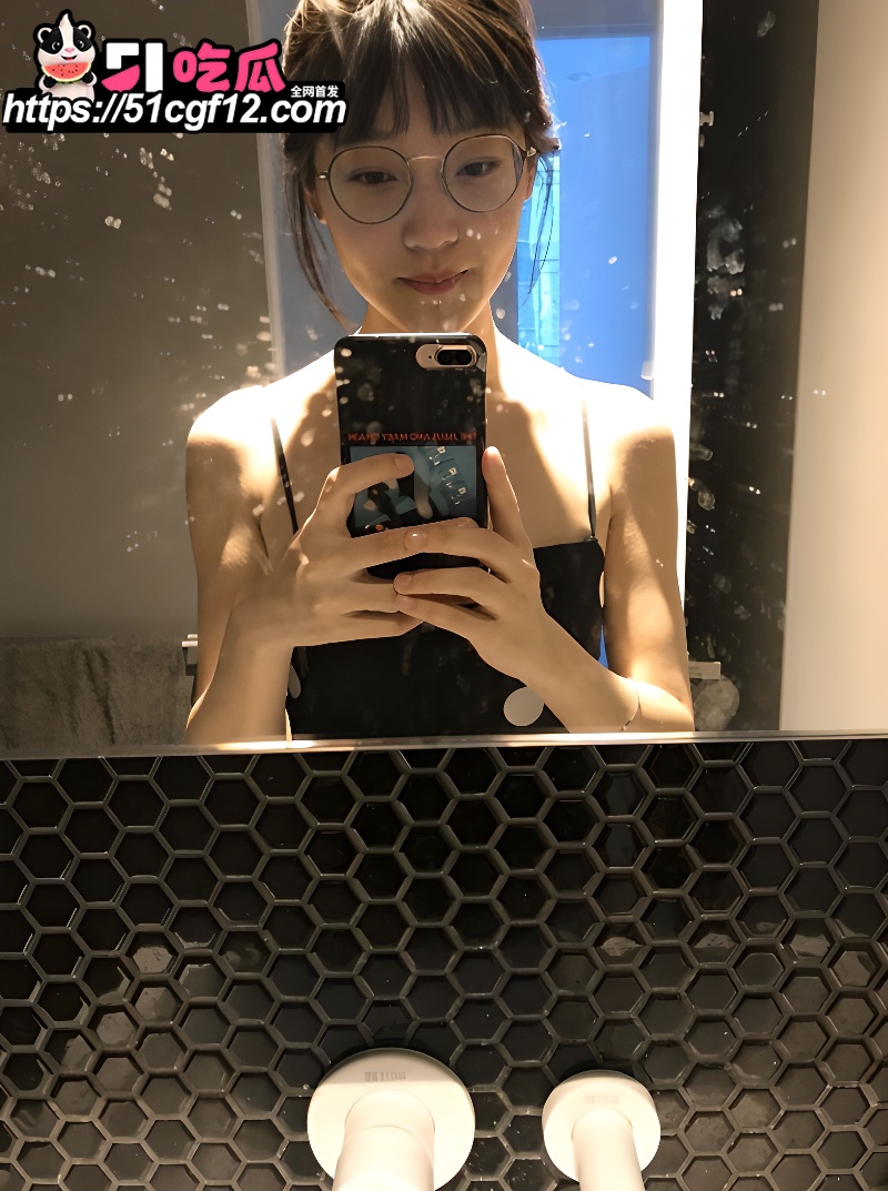 山东绿帽情侣性爱视频曝光 3 山东绿帽情侣性爱视频曝光 3