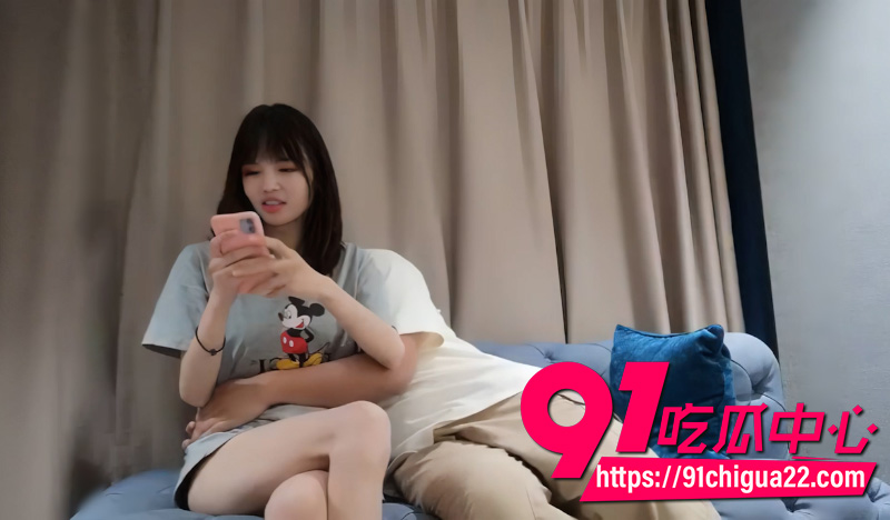探花大神小宝寻花 约操极品高颜值甜美妹子 情侣装互舔舌吻上位骑乘猛操