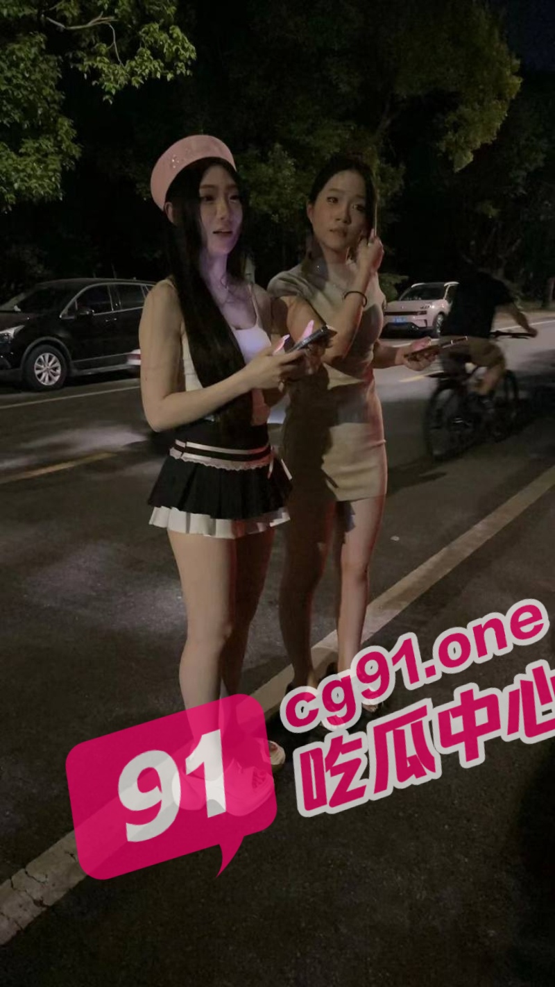 1_W_800px.jpg