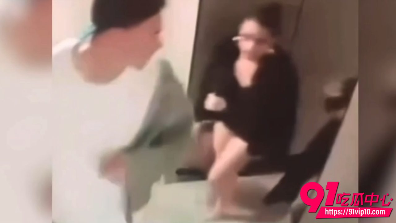 弗拉霍维奇酒店开房事件7