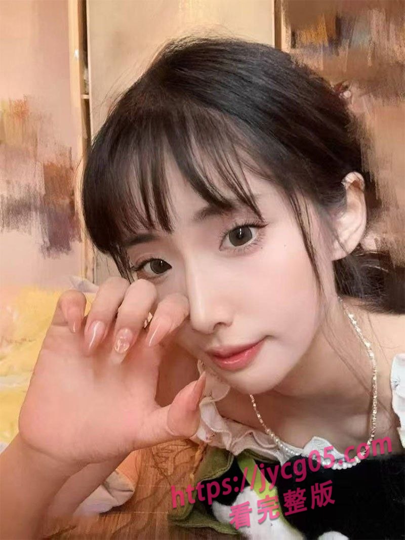 广州职业学院王慧裸聊视频泄漏！镜头前搔首弄姿淫荡至极~ 配图4