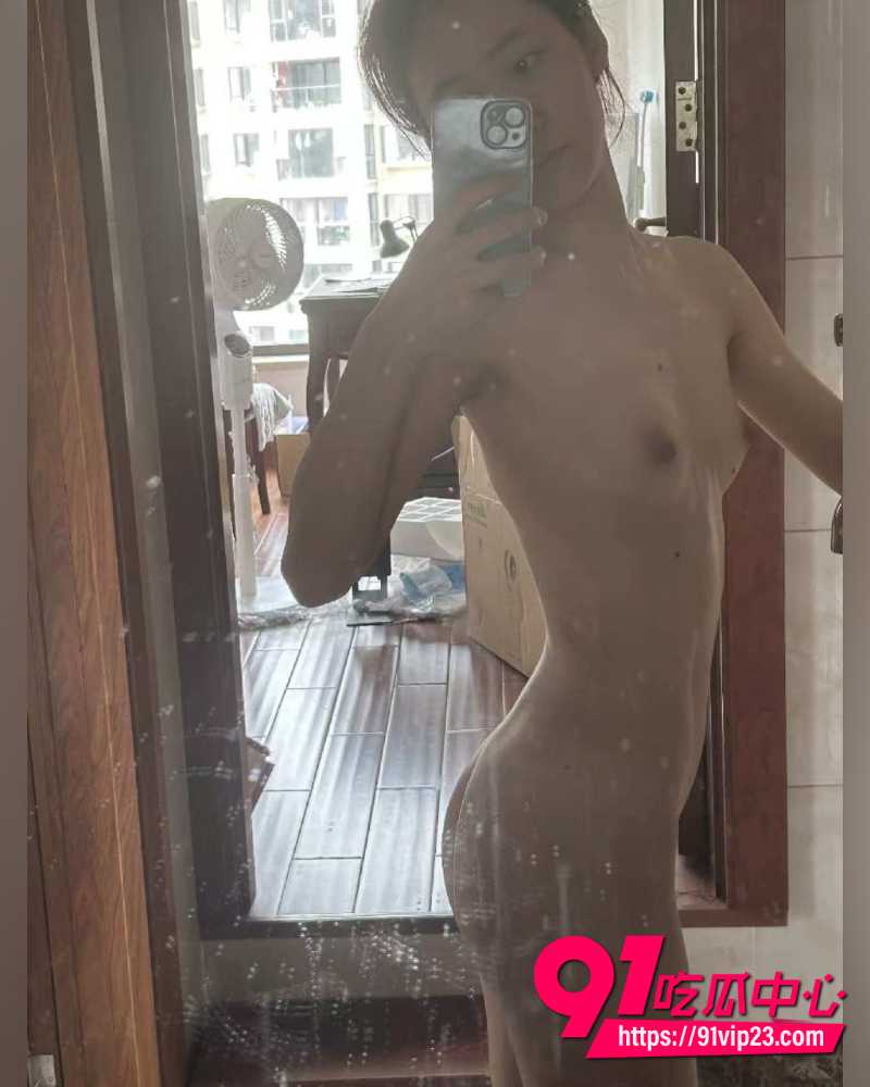重庆母狗宋琪 10 重庆母狗宋琪 10