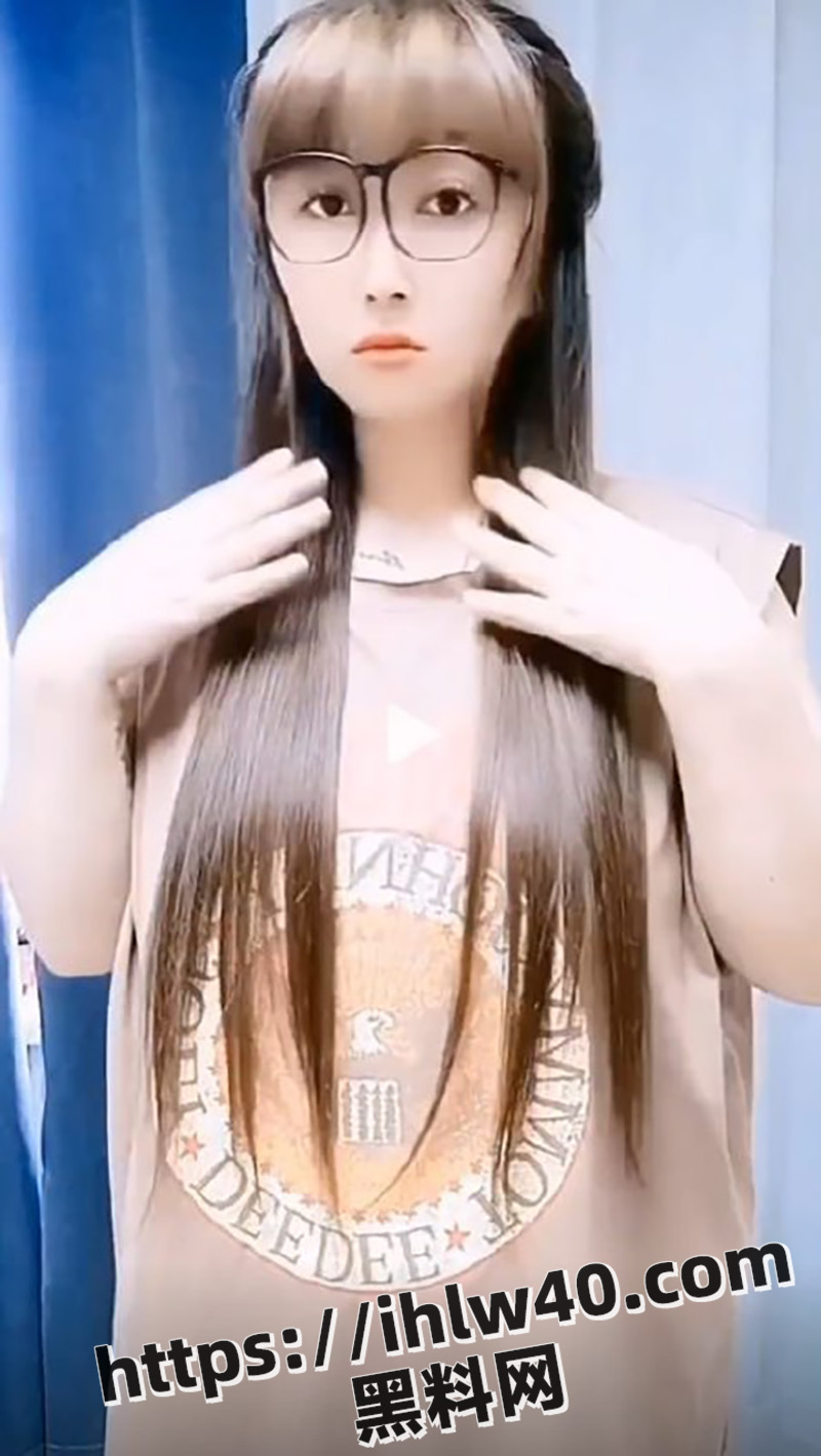 抖音网红 我叫大壮哟 脸穴同屏口交自慰福利私拍 坦胸露乳性感镜头震撼全场