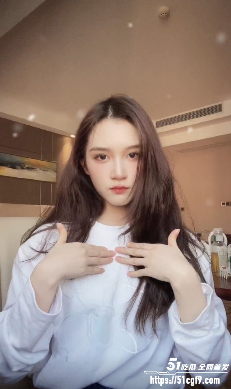 蒋龙曝出新恋情女主身份成谜017