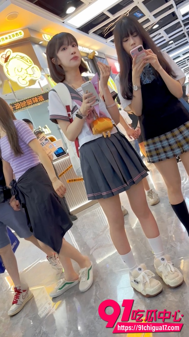 抄底JK水手服学生妹3 抄底JK水手服学生妹3