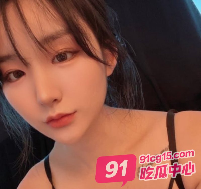 韩国情侣直播啪啪 竟然还一起干这事！