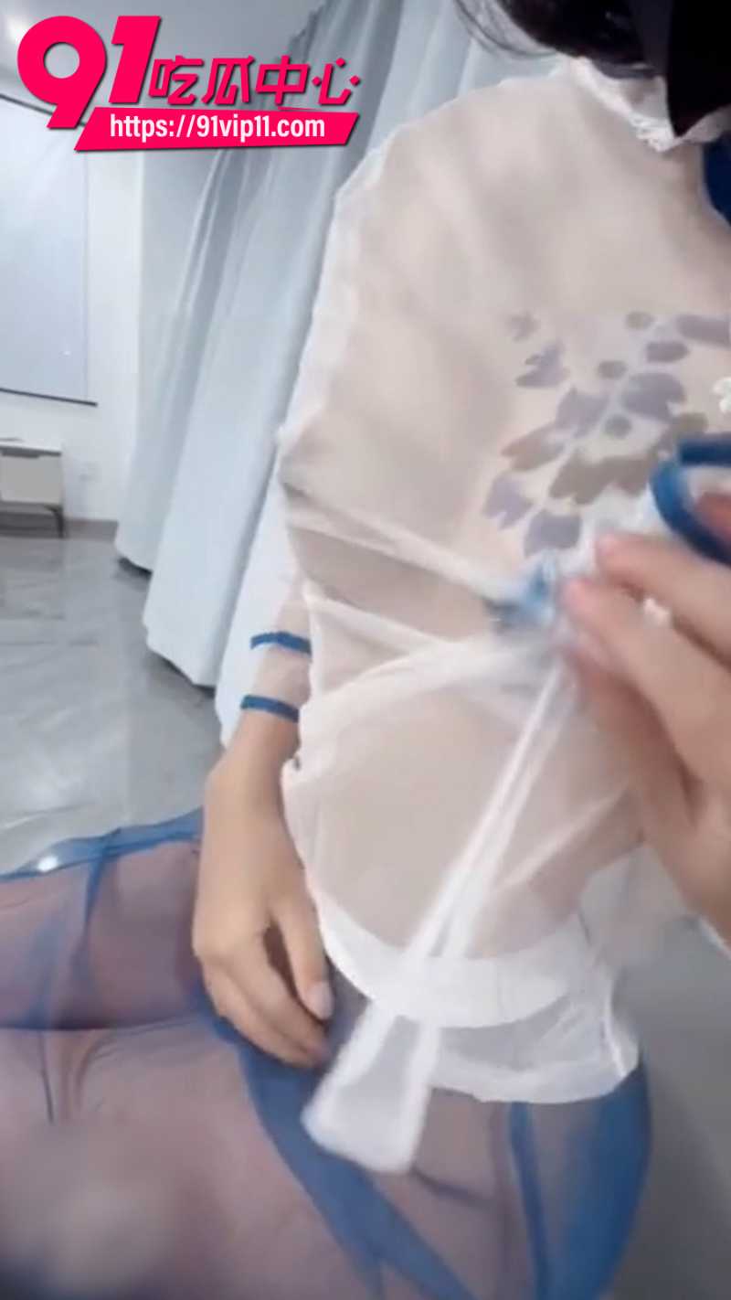 海角大神我和姐姐23勾引自己的已婚亲姐姐酒店偷情乱伦1 海角大神我和姐姐23勾引自己的已婚亲姐姐酒店偷情乱伦1