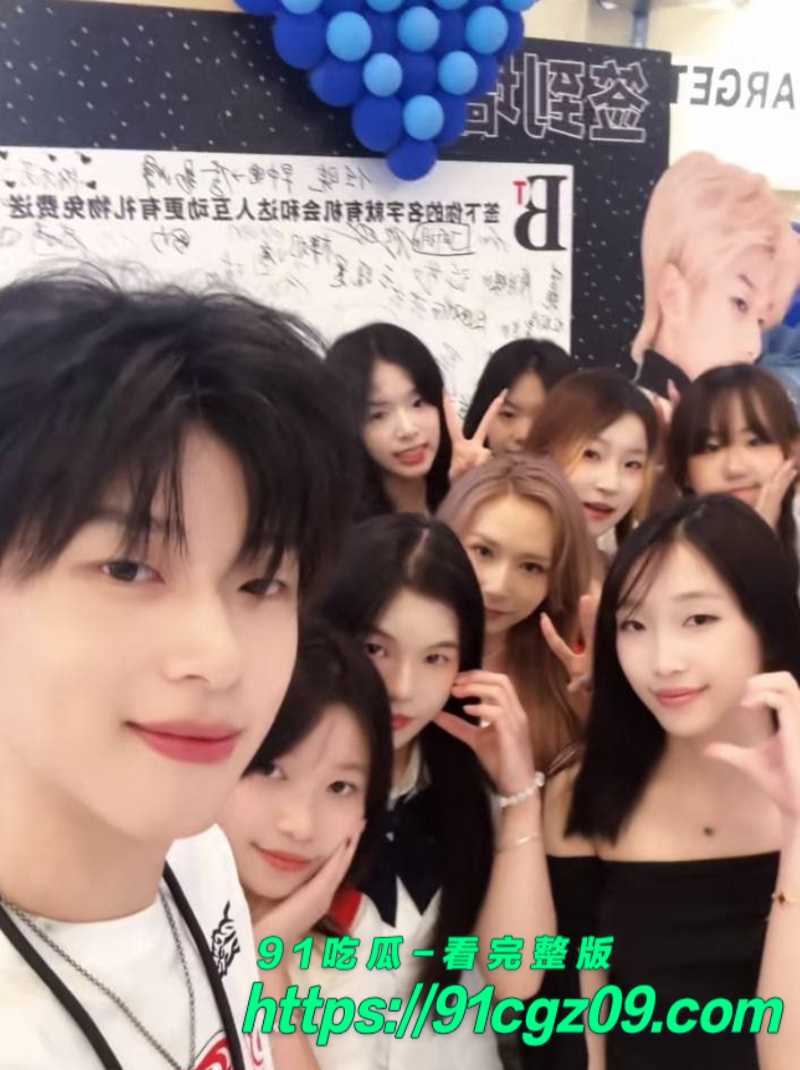 抖音百万粉男网红绝色出轨女粉丝被女友曝光4素材水印版 抖音百万粉男网红绝色出轨女粉丝被女友曝光4素材水印版