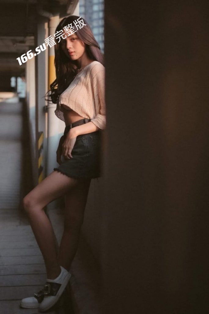泰国大波美女网红_SexCam重金私人一对一被偷录流出