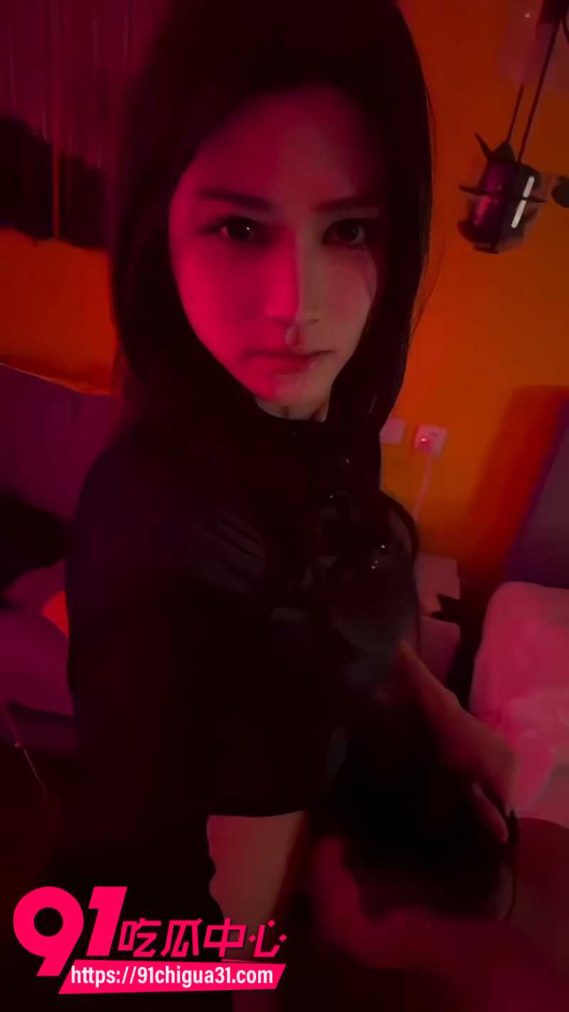 高颜值伪娘猛1爆操黑皮体育生1 高颜值伪娘猛1爆操黑皮体育生1