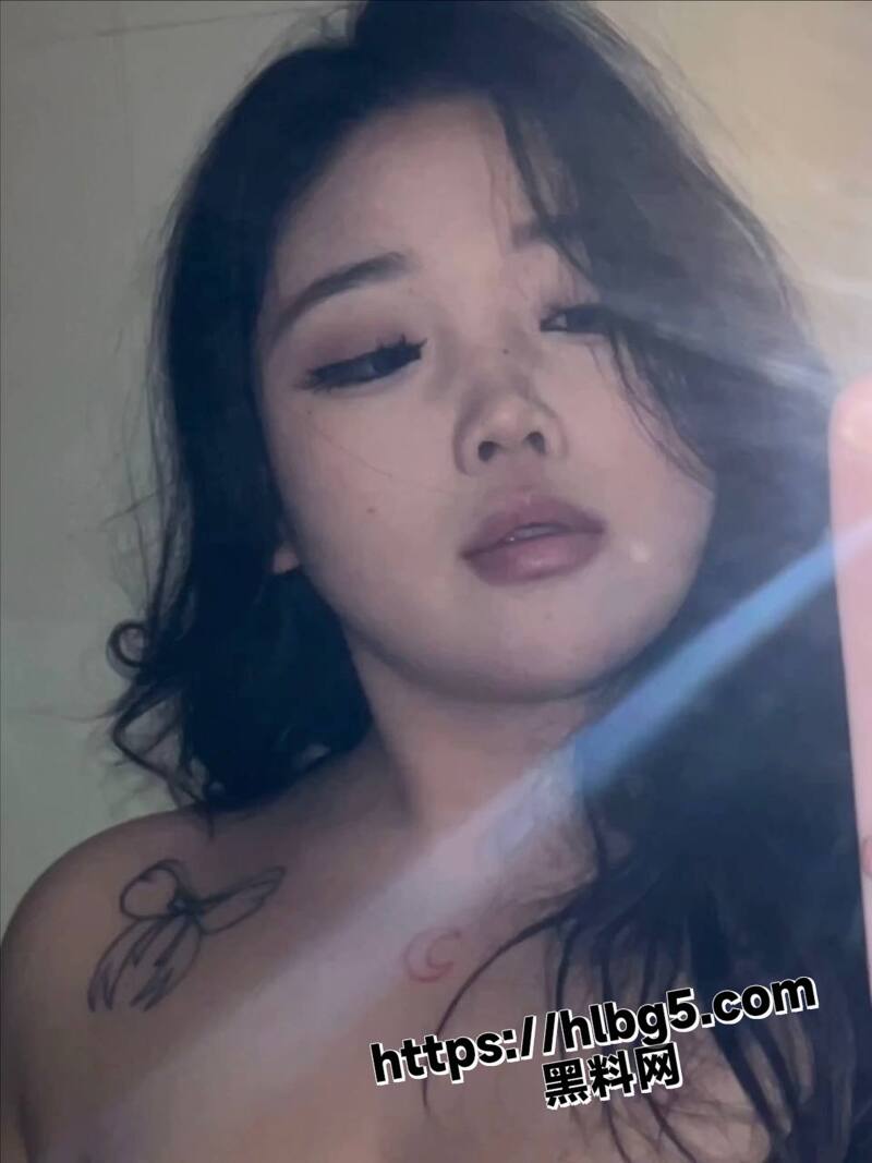 长春科技学院动物科学专业校园公交车 孙贺 外表看着普通内在却骚得不行 骚浪贱样惊掉下巴