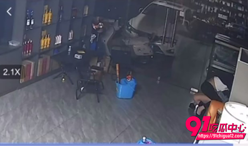 男女在店里偷情 4