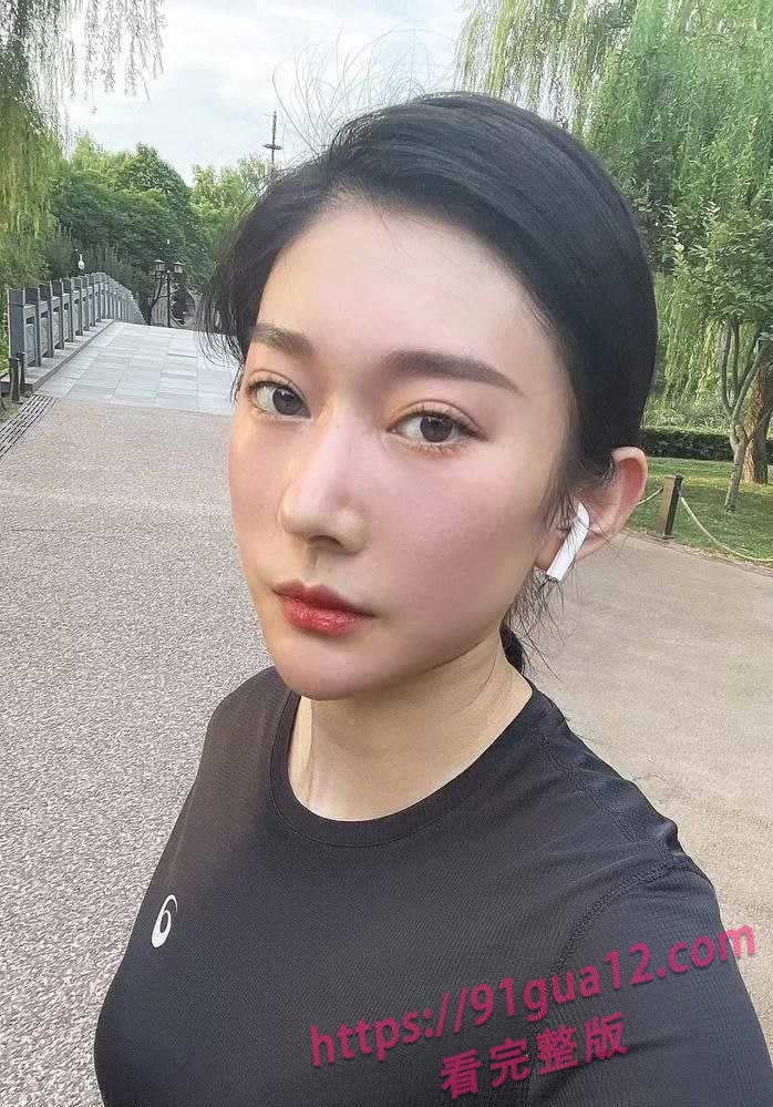 陕西汽车销售张伊儿冲业绩陪睡客户！原来销冠是这样炼成的～ 配图2
