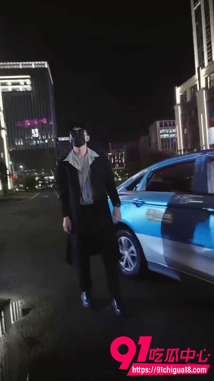 擦边短剧秘密调查 女记者白雪与刑侦在校生张天联手撕开城市的擦边交易黑幕