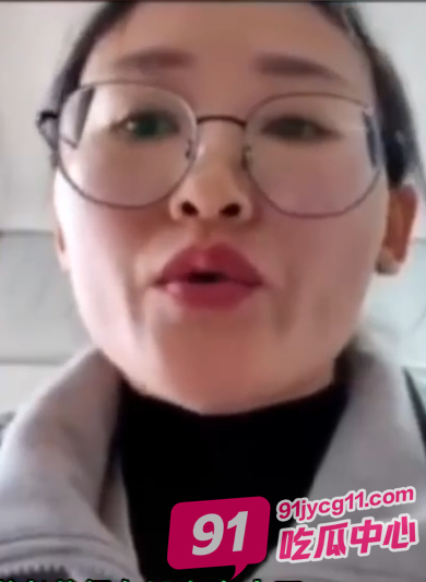 “离婚庭审”原以为燕冬萍已经天下无敌了！没想到有人比她还勇猛！ 配图