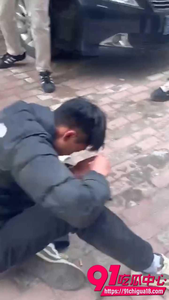 山东精神小伙单挑变群殴6 山东精神小伙单挑变群殴6