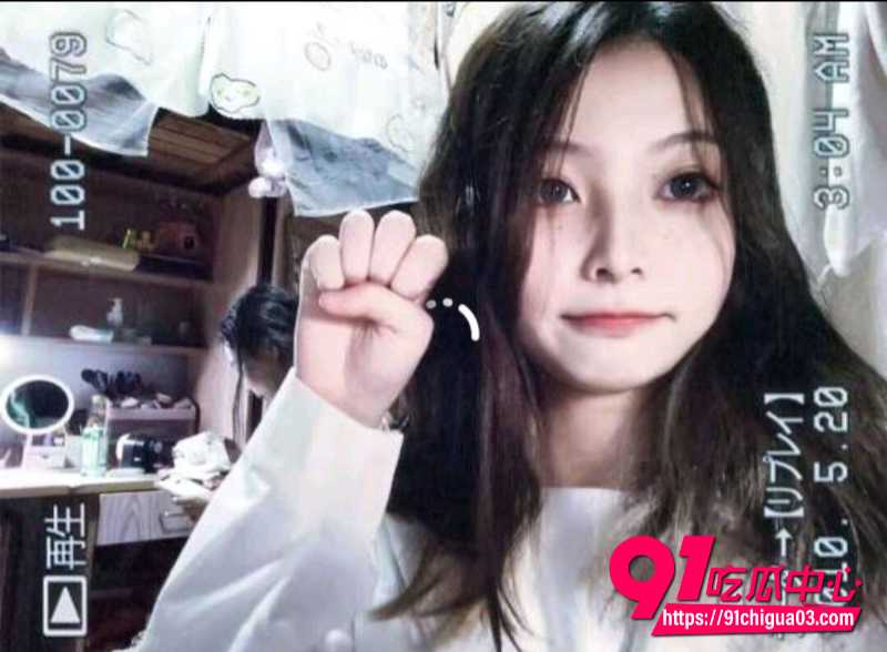 顶级反差眼镜妹林笑笑2 顶级反差眼镜妹林笑笑2