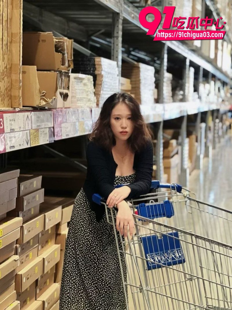 由于不能忍受自己的寂寞,在外面各种红杏出墙7 由于不能忍受自己的寂寞,在外面各种红杏出墙7
