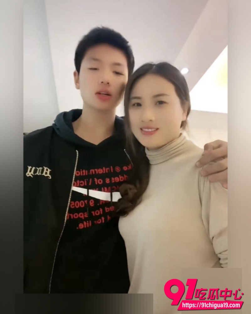 小红书乱伦母子好运连连 2 小红书乱伦母子好运连连 2