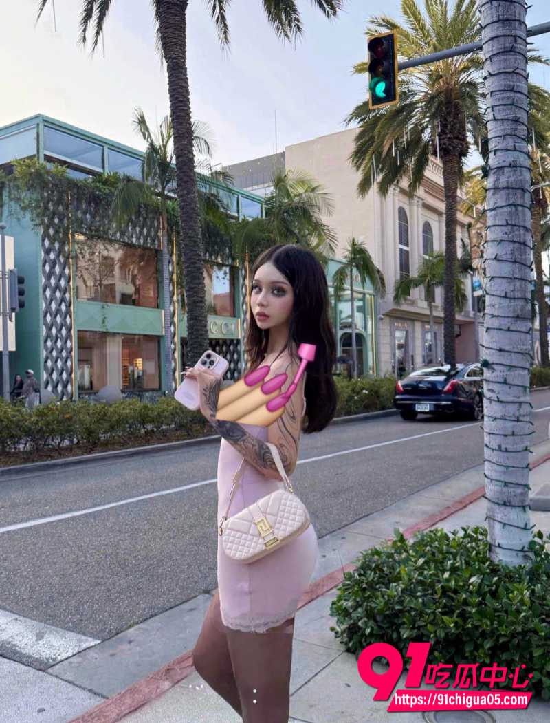 前恒大足球学员田瑞杰变身TS美妖1 前恒大足球学员田瑞杰变身TS美妖1