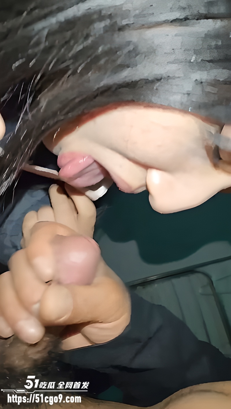 4 4