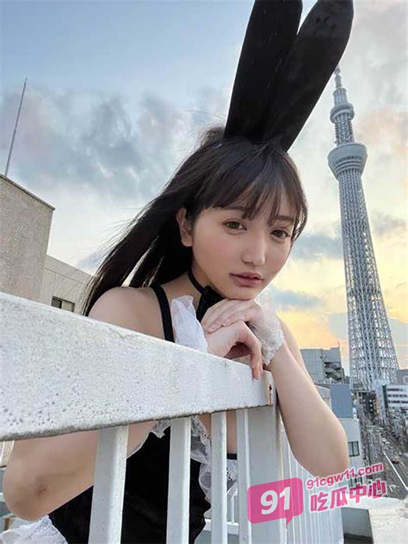 午夜撸管推荐～按摩师触碰我敏感私处过度 傲慢的我被开炮中出内射！ 配图