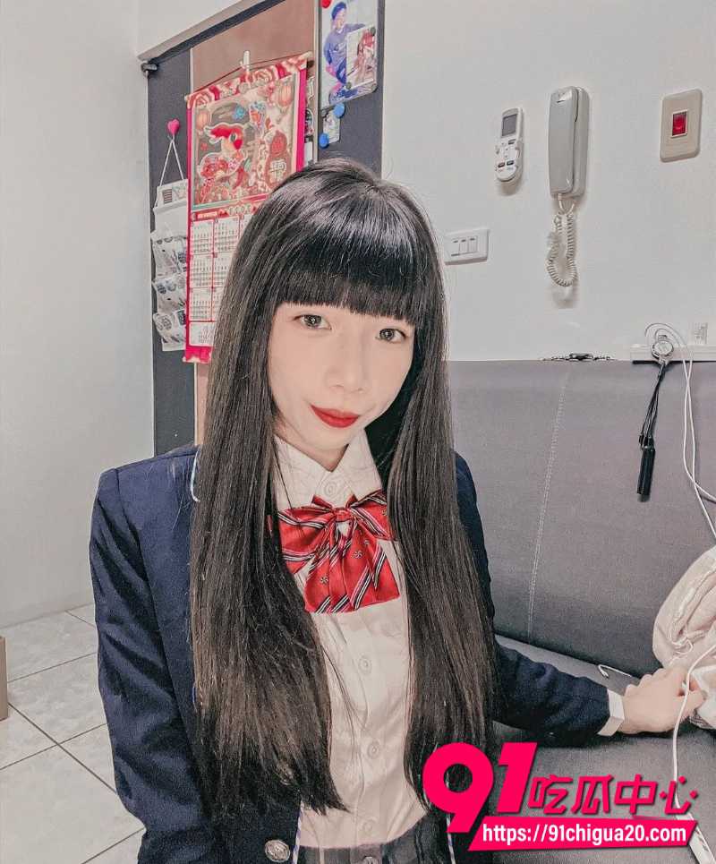 高颜值小网美黄羽境3