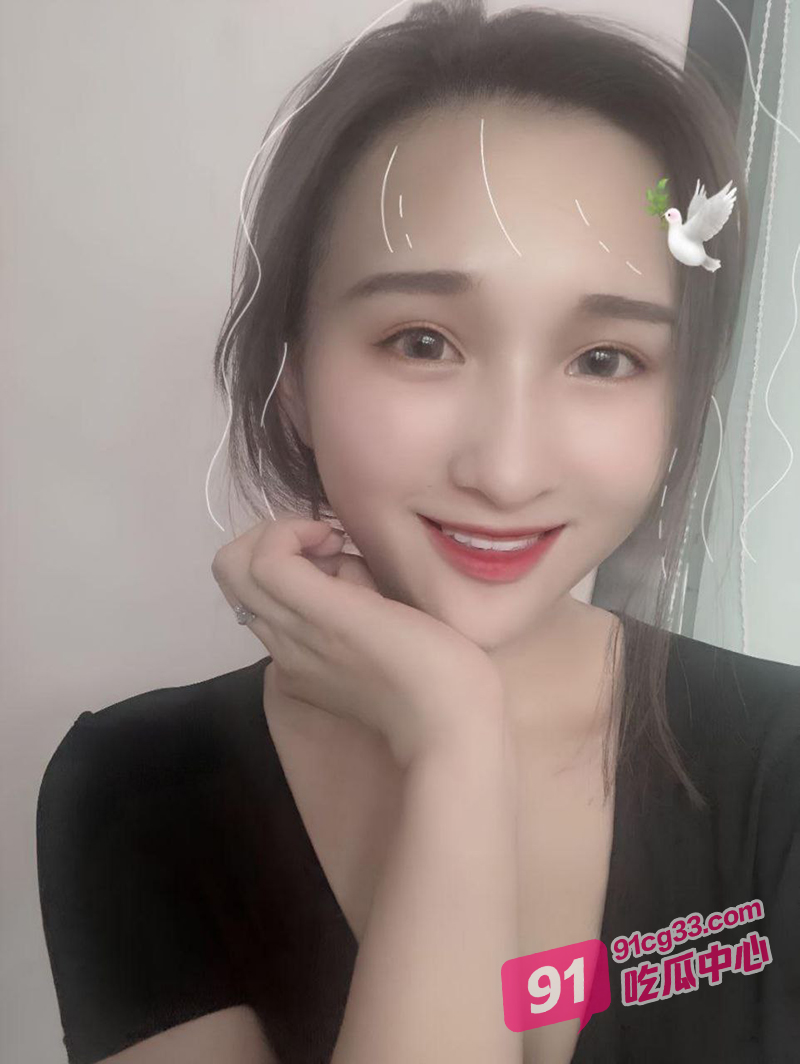 长沙舞蹈老师宋思嘉 白天老师晚上母狗 多人运动性爱视频流出！