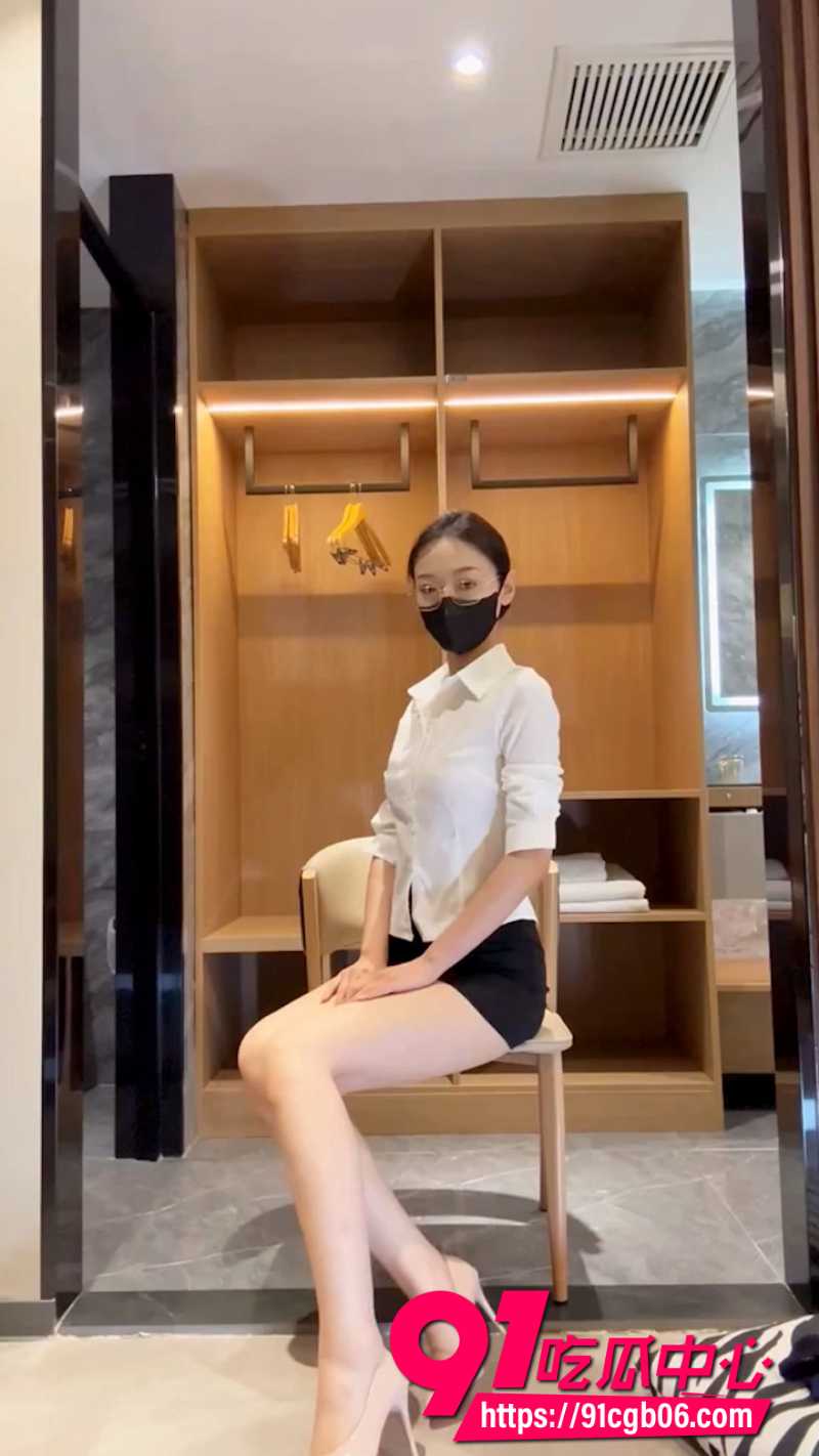 抖音极品御姐人妻白玉花 土豪定制丝袜私拍福利外泄 被狂干到喷水!