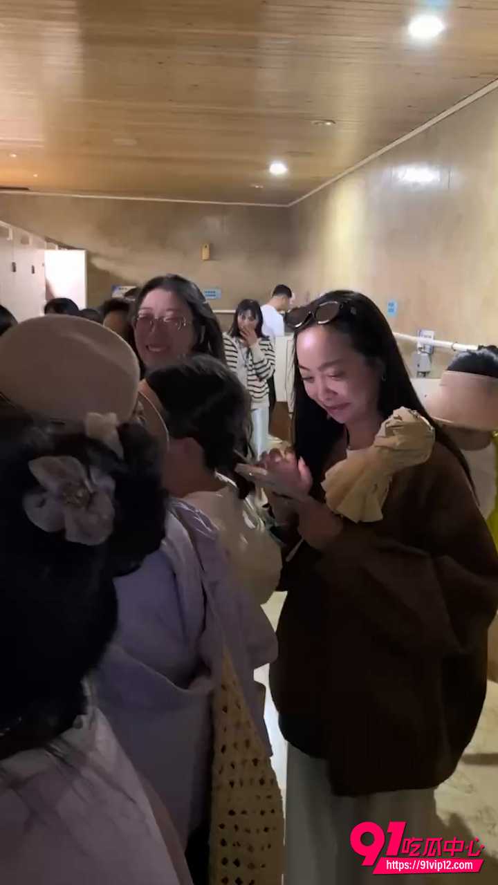 景区女厕1