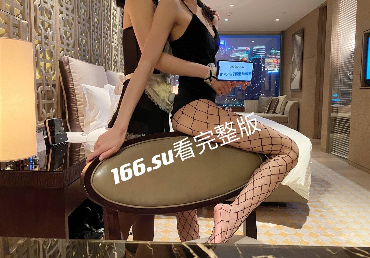 某大佬鹿与玫瑰双飞反差姐妹花女神pussy高能激情3P视频真实流出曝光 配图10