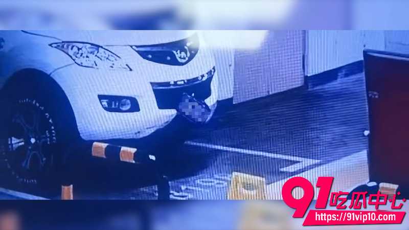 重庆车库灵异事件车牌自动弯曲前脸内凹太诡异6