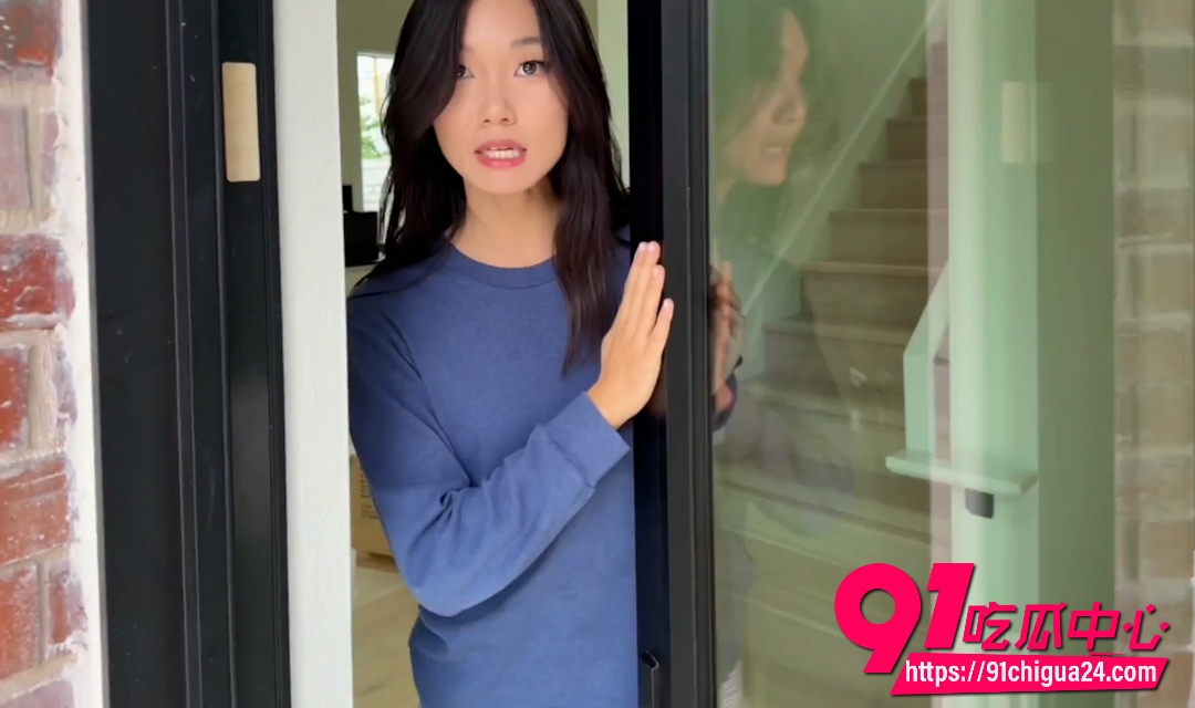 推特媚外女留学生LucyMochi1