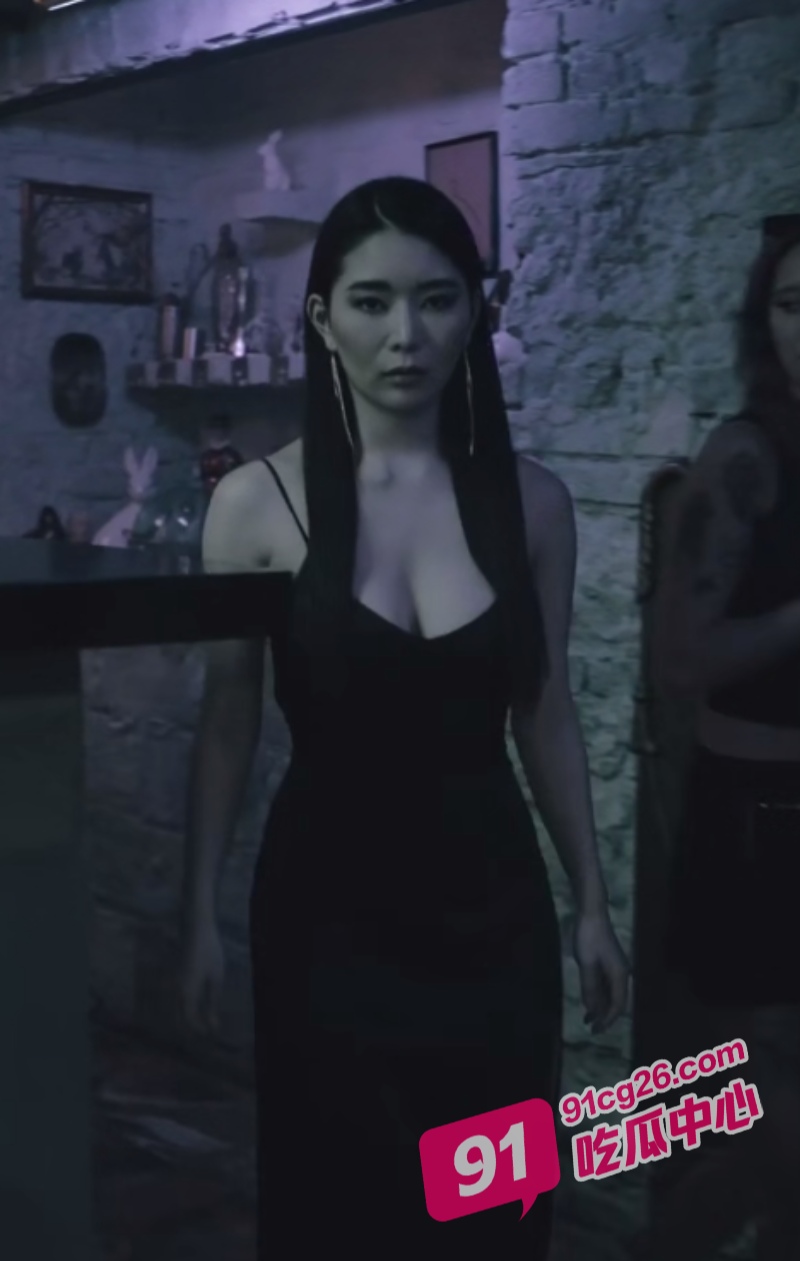 重口味慎入 女触手淫魔潜入人类社会奸淫美女老板 这是plus版捆绑play?