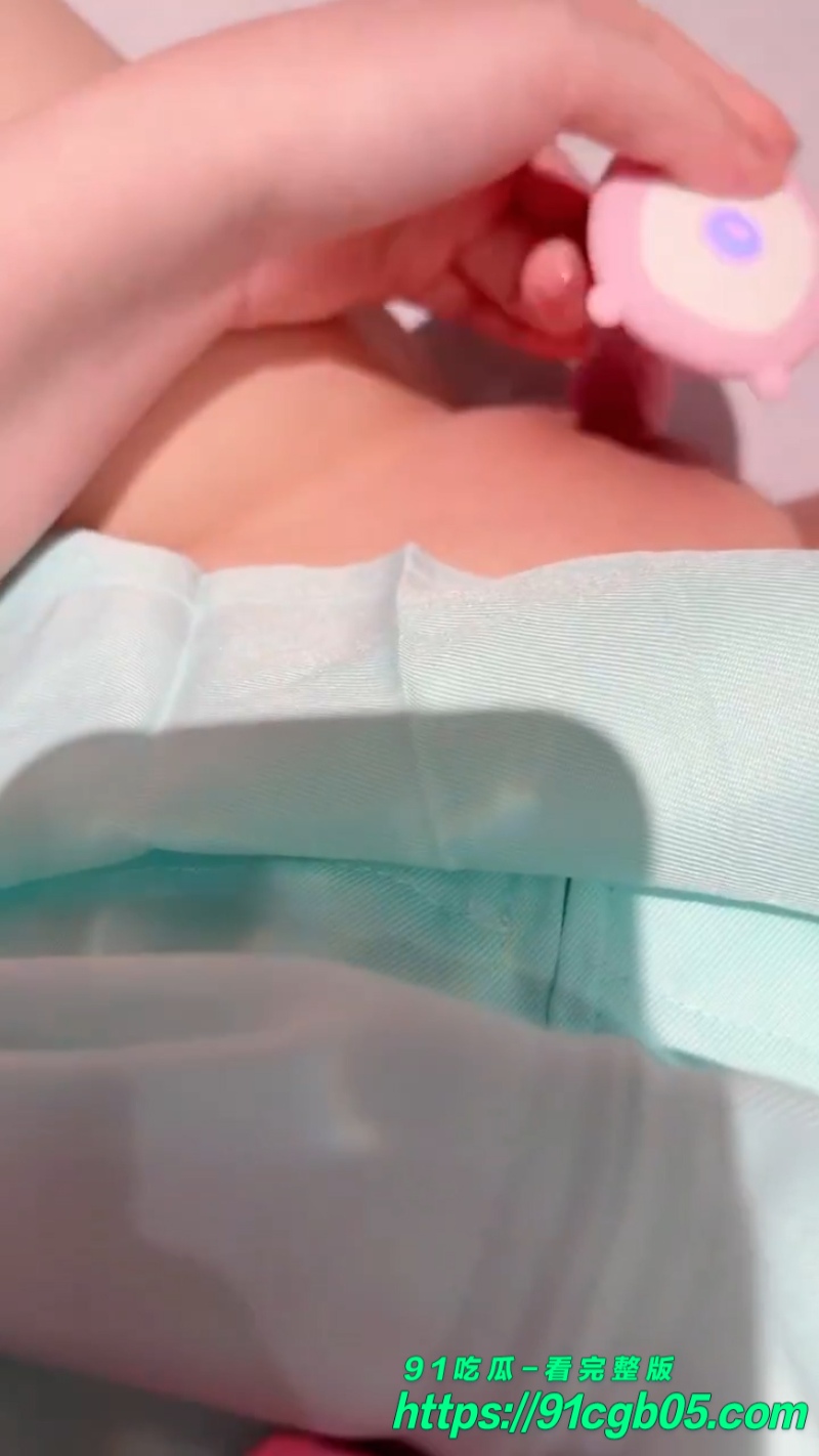 洛丽塔嫩妹自慰福利网页素材1水印版 洛丽塔嫩妹自慰福利网页素材1水印版