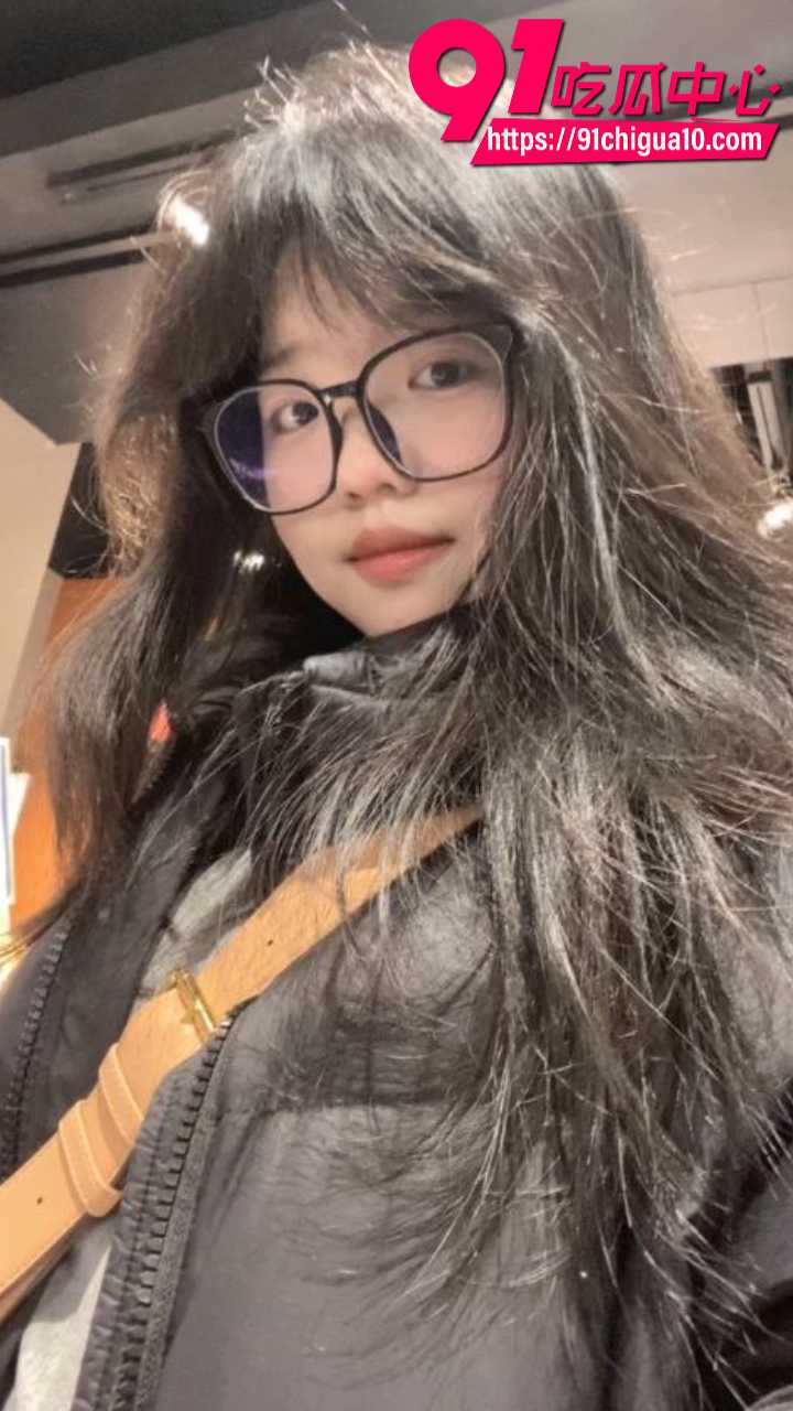 龙江宾县清纯眼镜学生妹私密不雅视频流出6