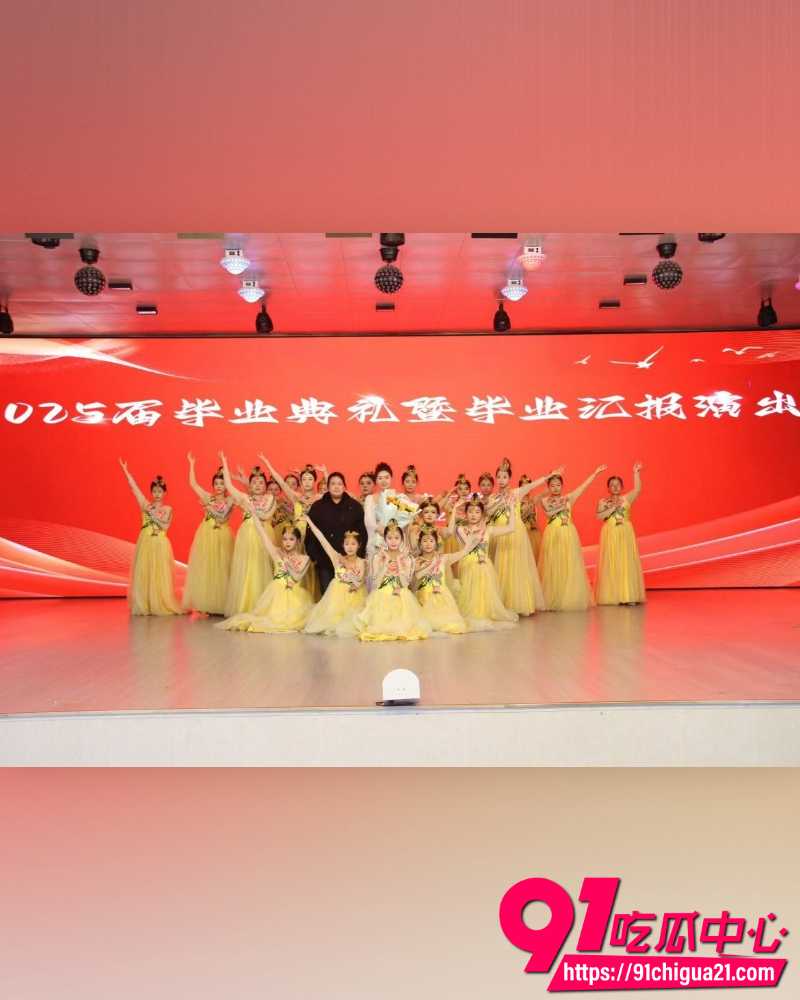 清纯嫩妹王若冰 24
