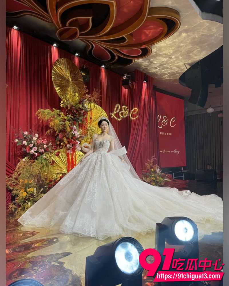 假富二代真男名媛李瑞滨 18