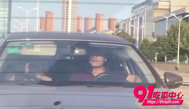 车内口交 1 车内口交 1