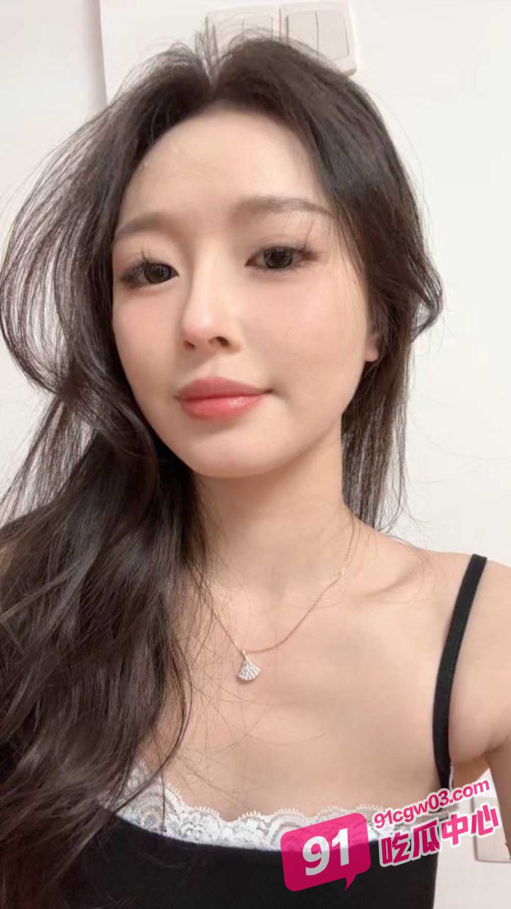 工地壮男约操外围辣妹！黑丝美女被多年没操过女人的男人爆操偷拍！