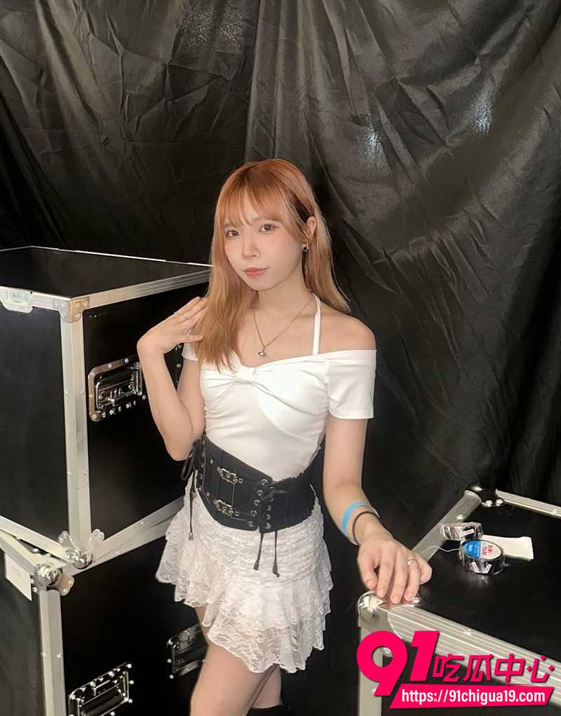 金发大学生蕾蕾 4