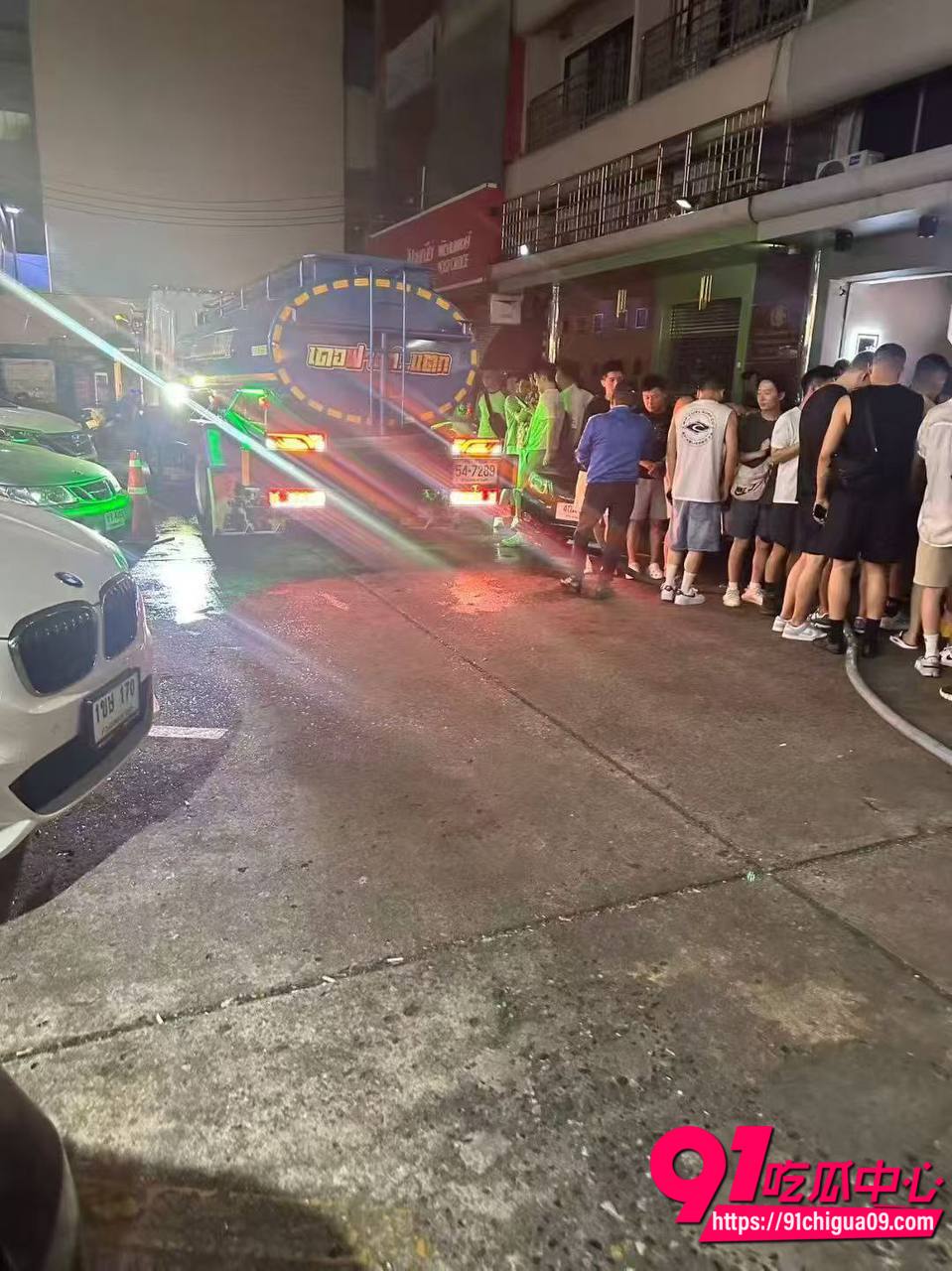 曼谷男同大群P岔肛1 曼谷男同大群P岔肛1