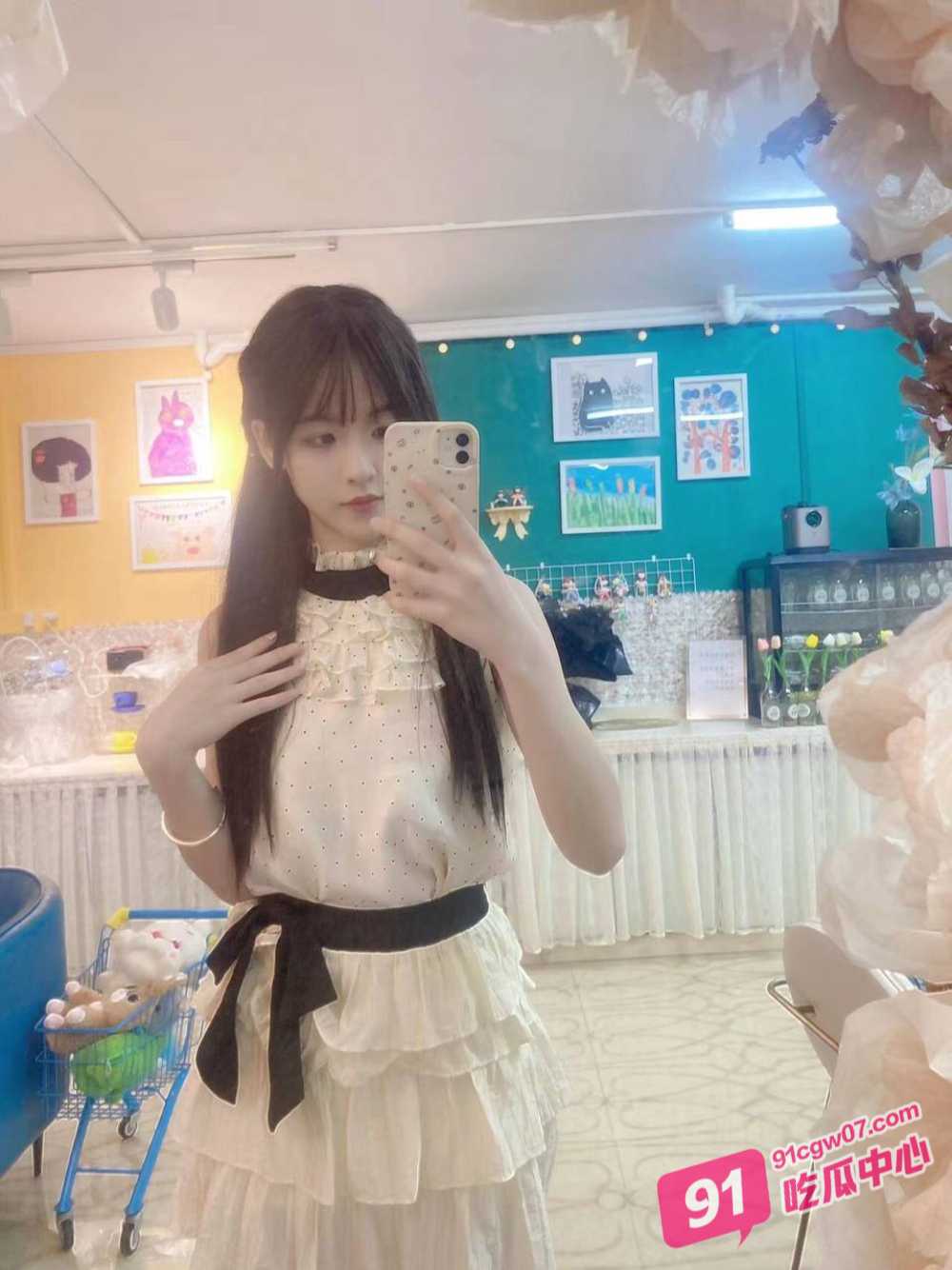 南昌大学嫩妹 雷琳琳 主动上位蠕动抽插 粉嫩阴道紧裹肉棒 圆润玉乳挺翘诱人！ 配图3