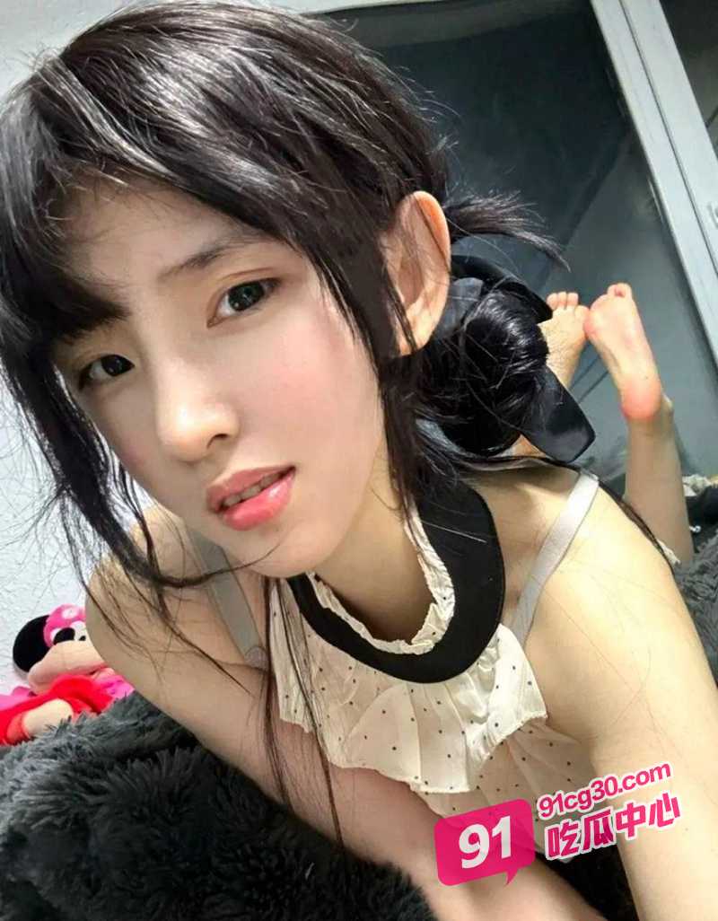 福建师范大学校花张美欣 被金主包养1v1定制福利视频流出!