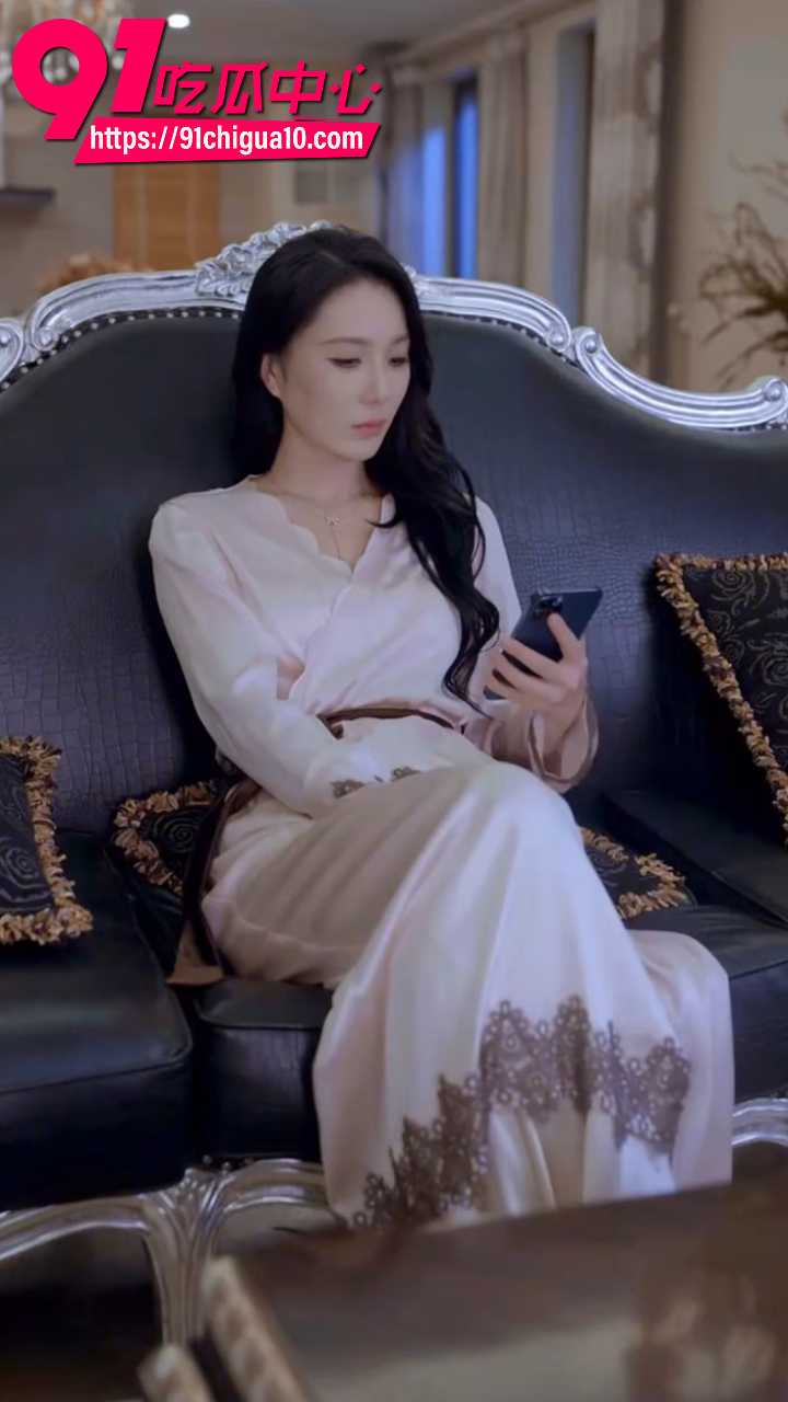 擦边短剧 我的小姨是霸总 震撼来袭 看隐秘特工小姨如何一步步被屌丝侄子彻底征服 禁忌情缘火辣上演